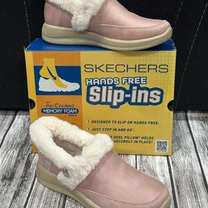 Skechers Slip-ins Cozy Water-Repellent Vegan Slippers - Cozy Escape